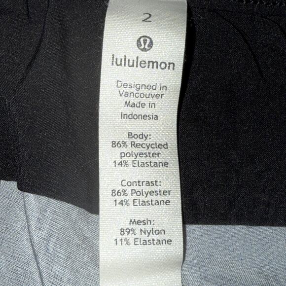Lululemon Tracker Short V 4" Size 2 Eternal Wave Starlight Black‎ - Picture 4 of 5